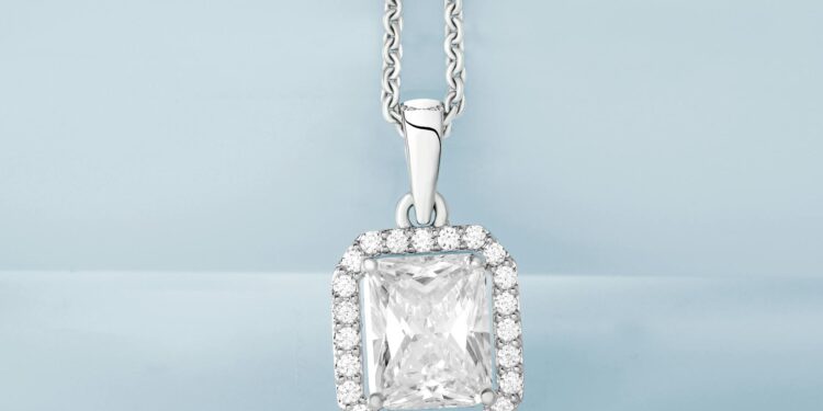 hidden halo engagement ring